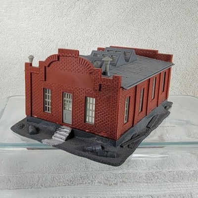 HO Train Brick Building Electric Company Warehouse Casket Company