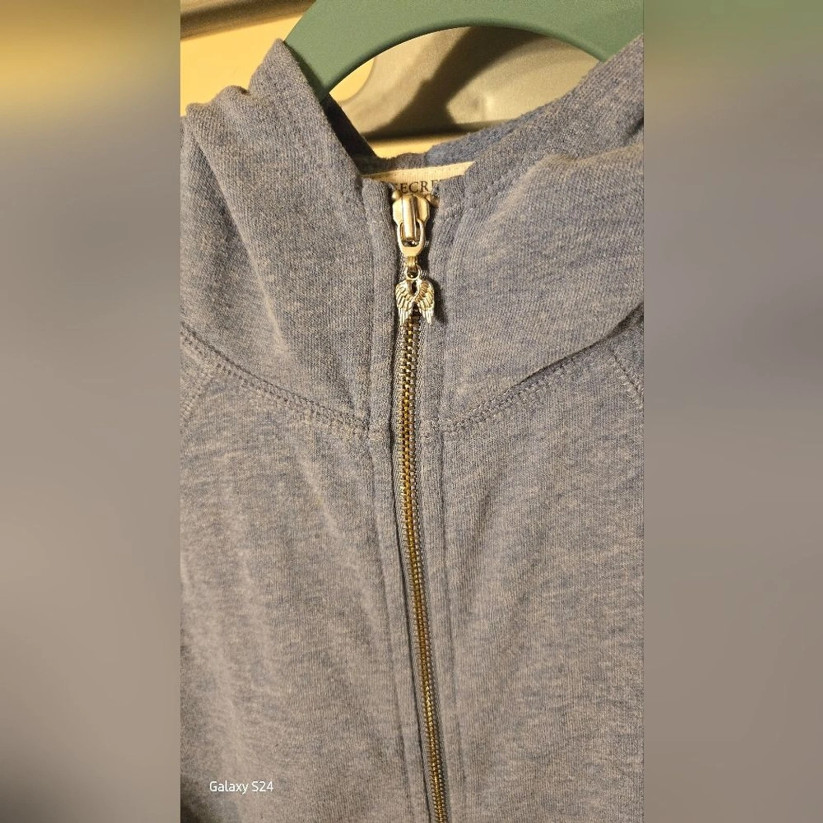 UNDERCOVER Felpa con cappuccio Victoria's Secret Everyone Loves an Angel full zip blu donna M vintage