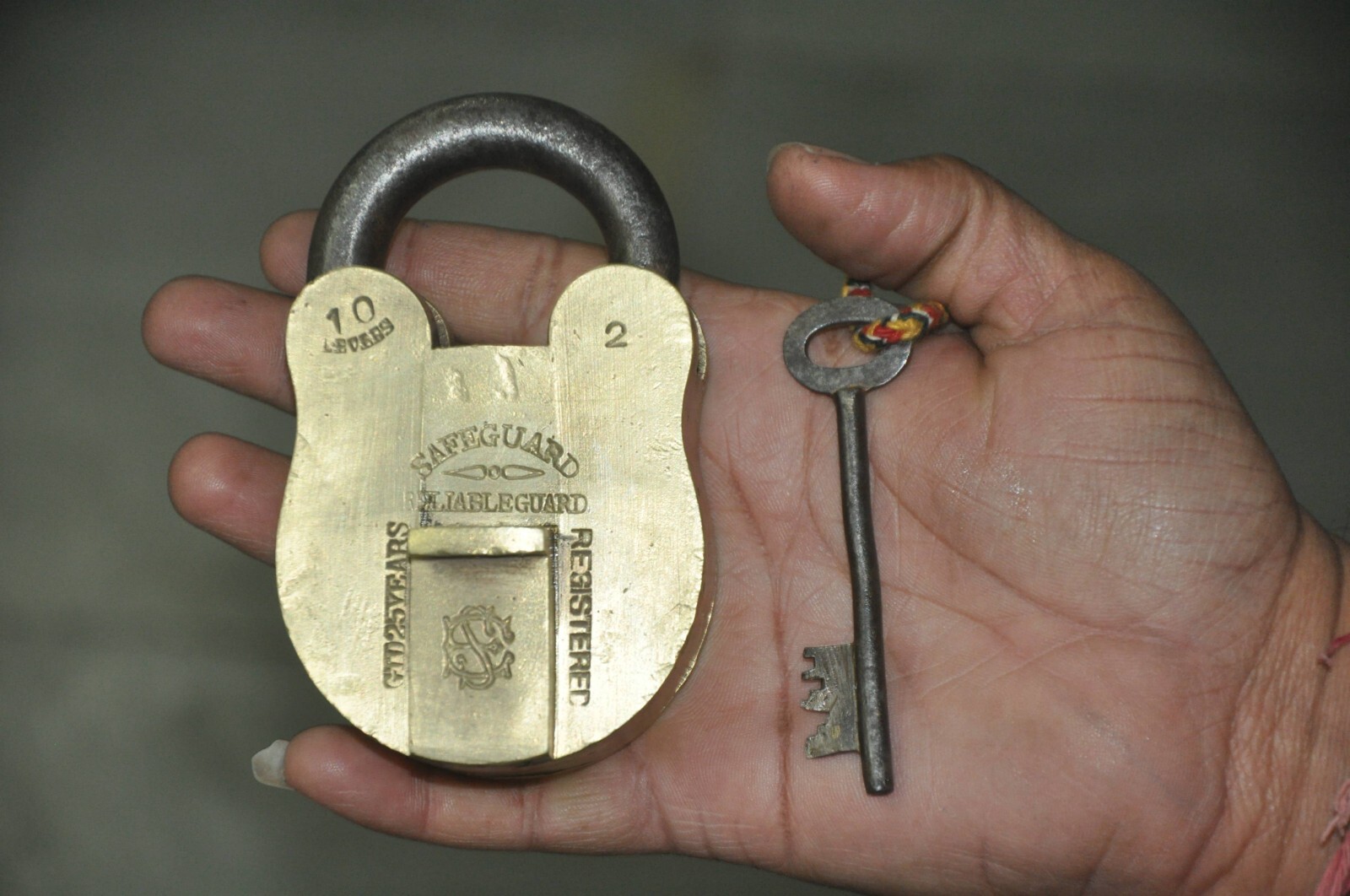 Vintage Brass Heavy 10 Levers Safeguard Solid Fine Padlock, Collectible