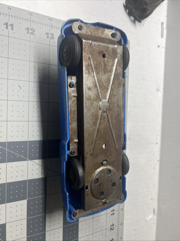 Coche de juguete de fricción vintage Irwin State Police 1953 o 1954 Packard Foto 2 de 4