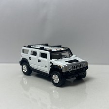 2004 04 Hummer H2 Collectible 1/64 Scale Diecast Diorama Model