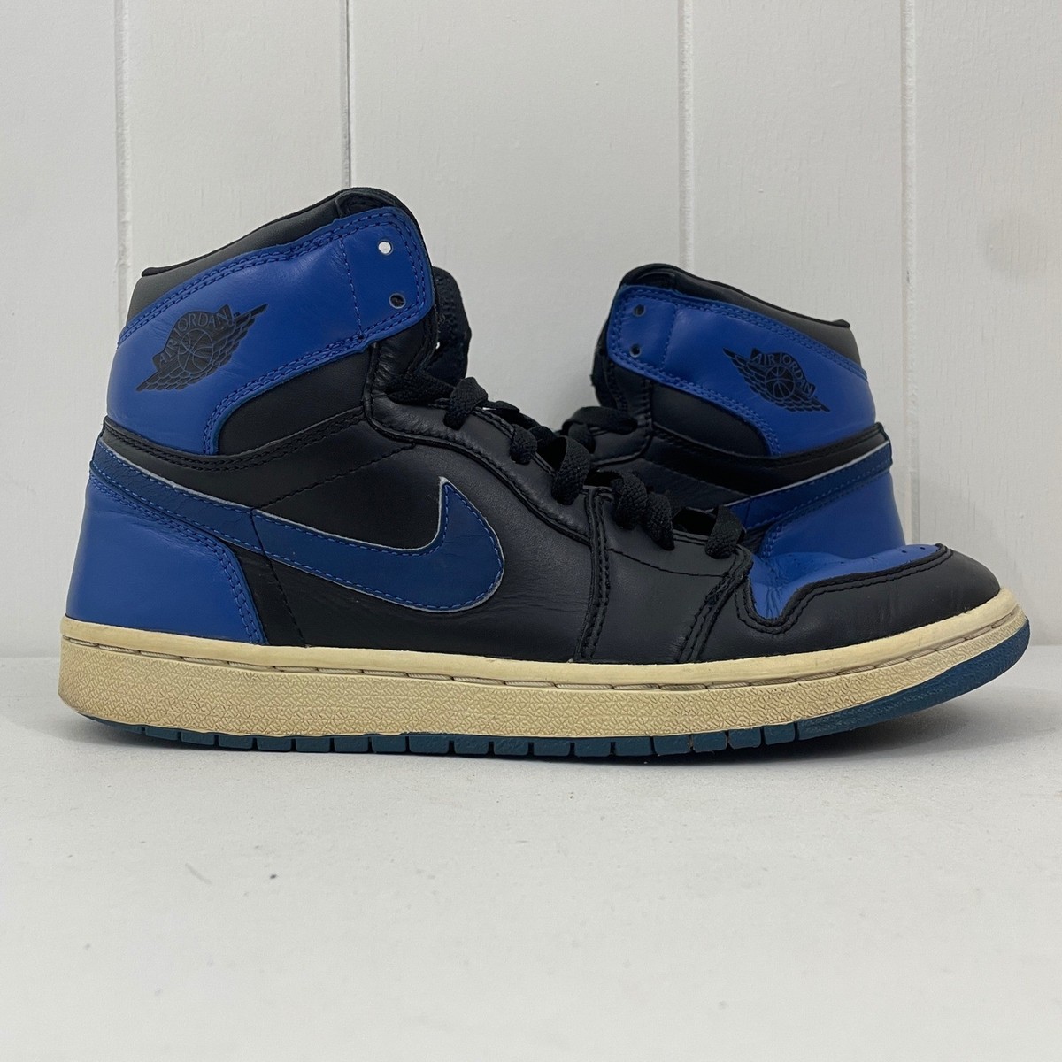 Nike Air Jordan 1 Retro Royal 2001 136066-041 Blue/Black  display picture 1