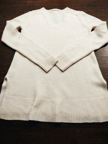 CALYPSO St. Barth Woman's V-Neck 100% CASHMERE (XS) Off-White Sweater - Picture 6 of 6