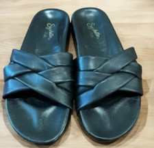 Seychelles Show Me Love Slide Black Sandal NWT Box SZ 7