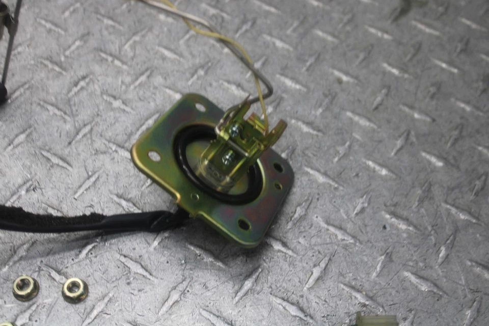 Honda Super Hawk 1000 1998 flotante gasolina combustible nivel unidad de envío Foto 2 de 4