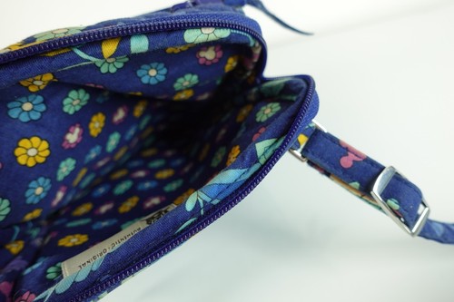 Vera Bradley Authentic Original Disney Parks Mickey & Minnie Dreaming Bag Blue - Picture 4 of 6