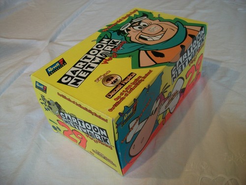 Revell Collection #29 CARTOON NETWORK WACKY RACING FLINSTONES DieCast 1:24 NEW - Picture 6 of 7