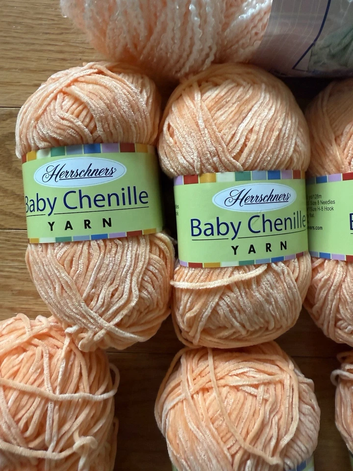 Herrschners Bebé Chenille Hilo Naranja Lote De 6 + Bernat Melocotón Foto 3 de 4
