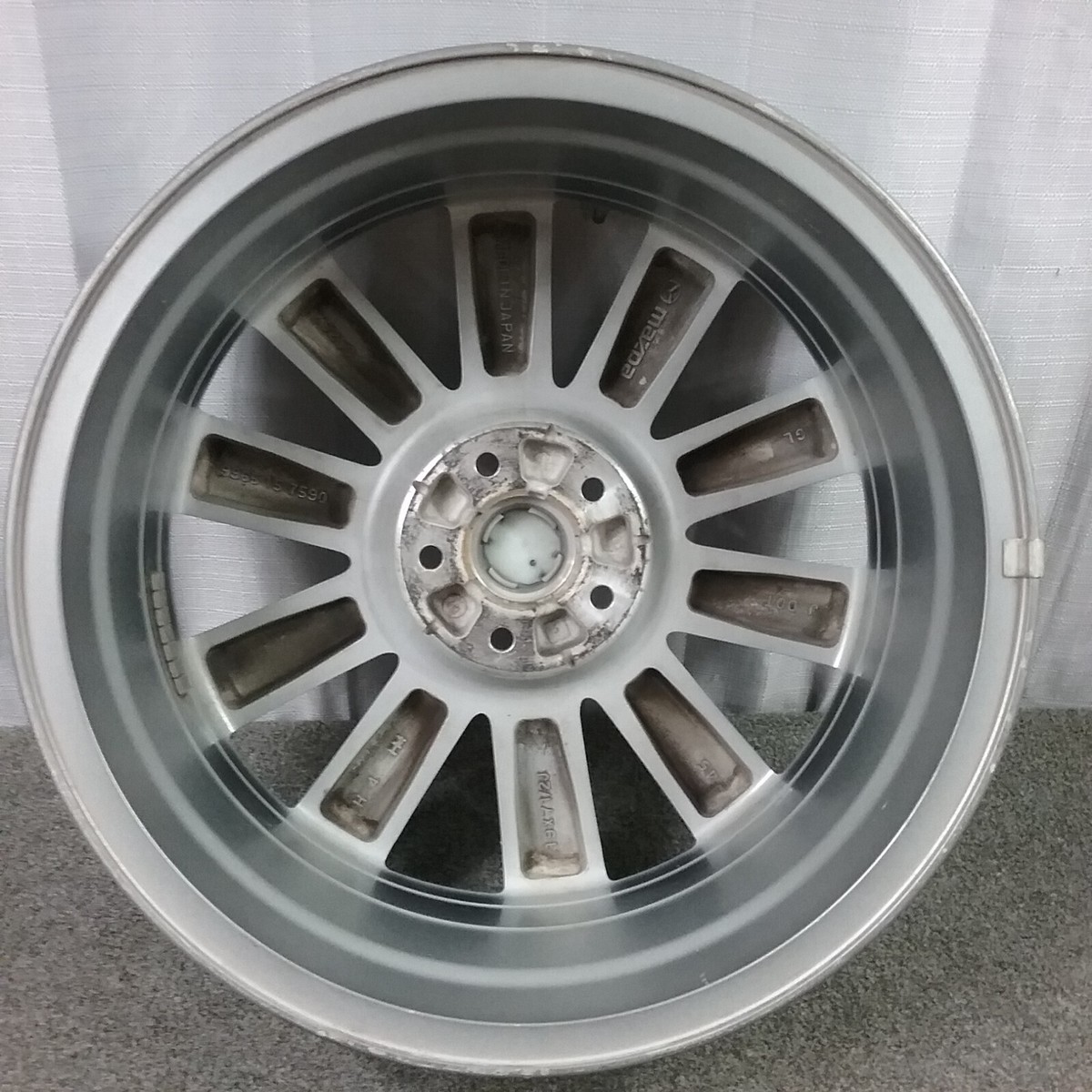 マツダ6　アテンザ純正ホイール19インチ　品番 9965157590 MAZDA 6 9965157590 ALUMINUM WHEEL W/ PRESSURE SENSOR 19X7.5