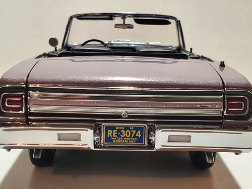 Lane Exact Detail 1965 Chevy Chevelle SS Malibu Convertible 1:18 Diecast Car - Picture 5 of 22