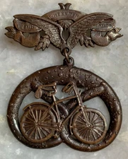 Antique 1896 League American Wheelmen READING PENNSYLVANIA Medal Pin Button Bike