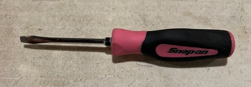 Snap-on Tools USA PINK 1/4" Tip Soft Grip Flat Head Screwdriver SGD4BPM