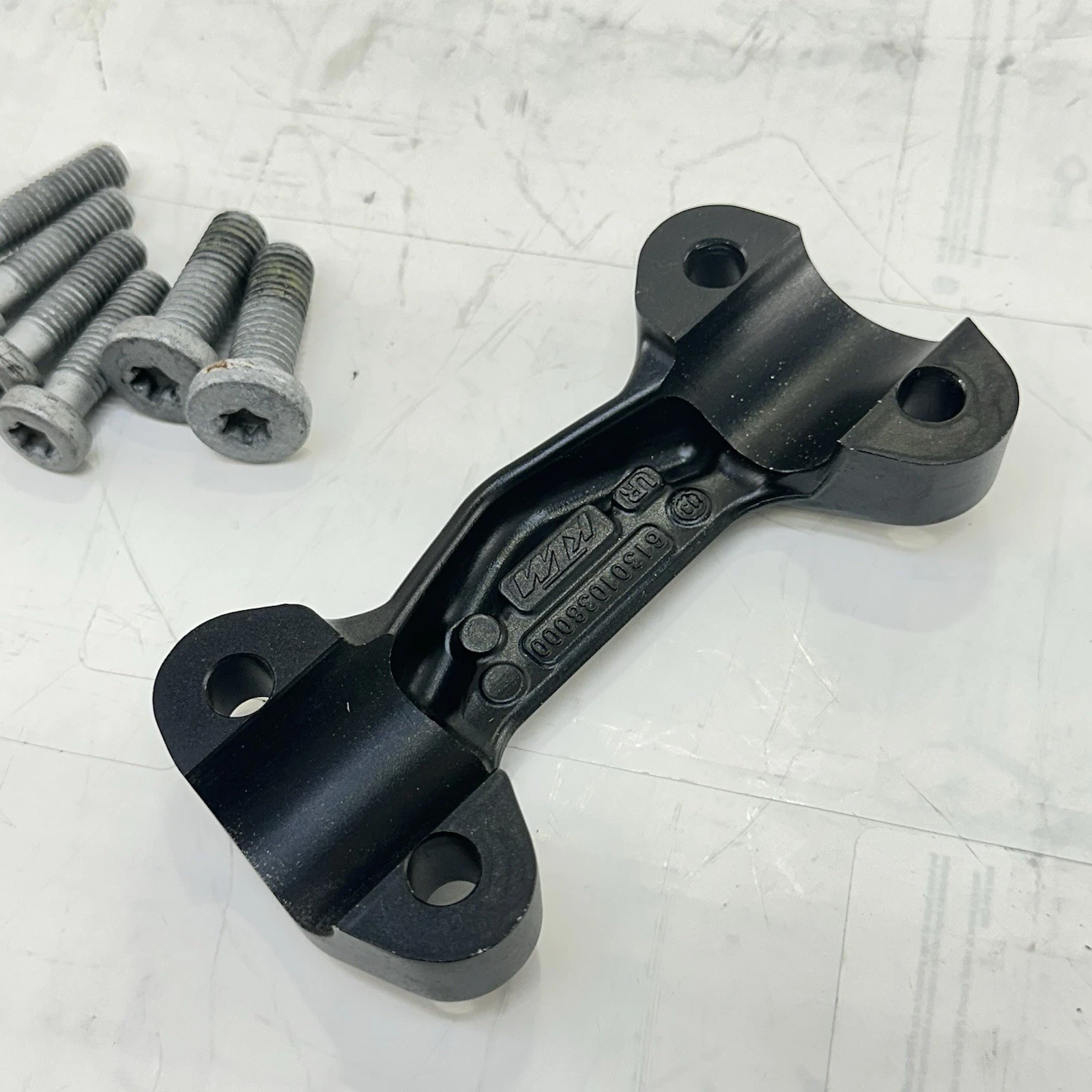 2014 - 2016 KTM 1290 SUPER DUKE R Supporto Manubrio Risers Clamp Bracket