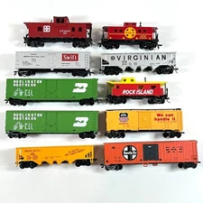Lot of 10 HO Scale Assorted Rolling Stock Boxcar Caboose Open Hopper ATSF BN UP