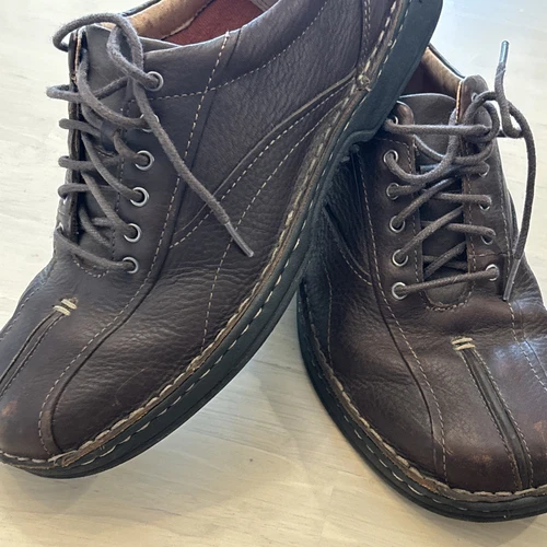 Scarpe stringate Clarks in pelle da uomo taglia 9 marrone