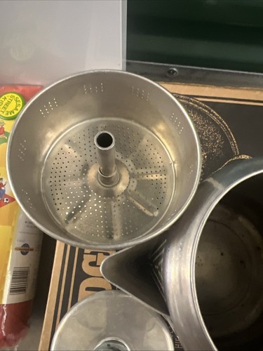 Vintage COMET Aluminum 7 Cup Coffee Pot -Complete - Picture 5 of 7