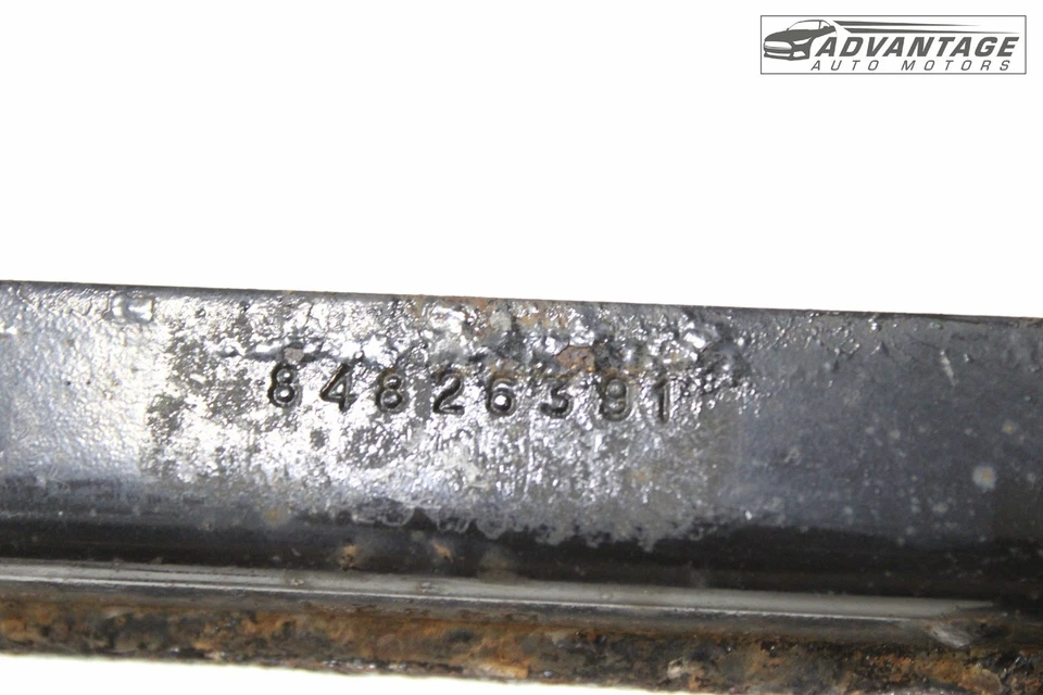 Chevrolet Camaro 2016-2024 tracción trasera suspensión trasera lado derecho brazo de control superior OEM Foto 4 de 4