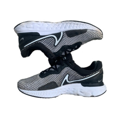 Nike React Miler 3 Black Metallic Silver Oreo Running Shoes DD0490-101 Sneakers