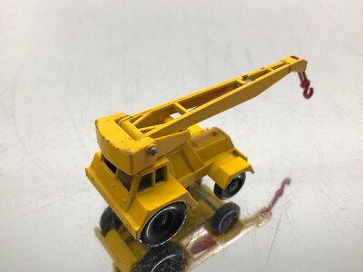 LESNEY MATCHBOX 11 TAYLOR JUMBO CRANE - BPW -YELLOW 3inch- GOOD - 368