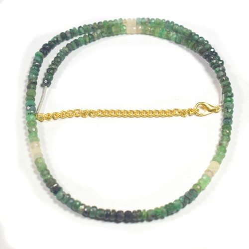 Collier de perles rondelles facettées en pierre de lune de