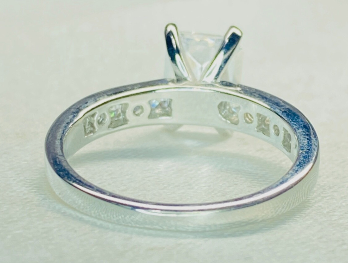 Gorgeous Solitaire Silvertone Rectangle Ring Pave… - image 5