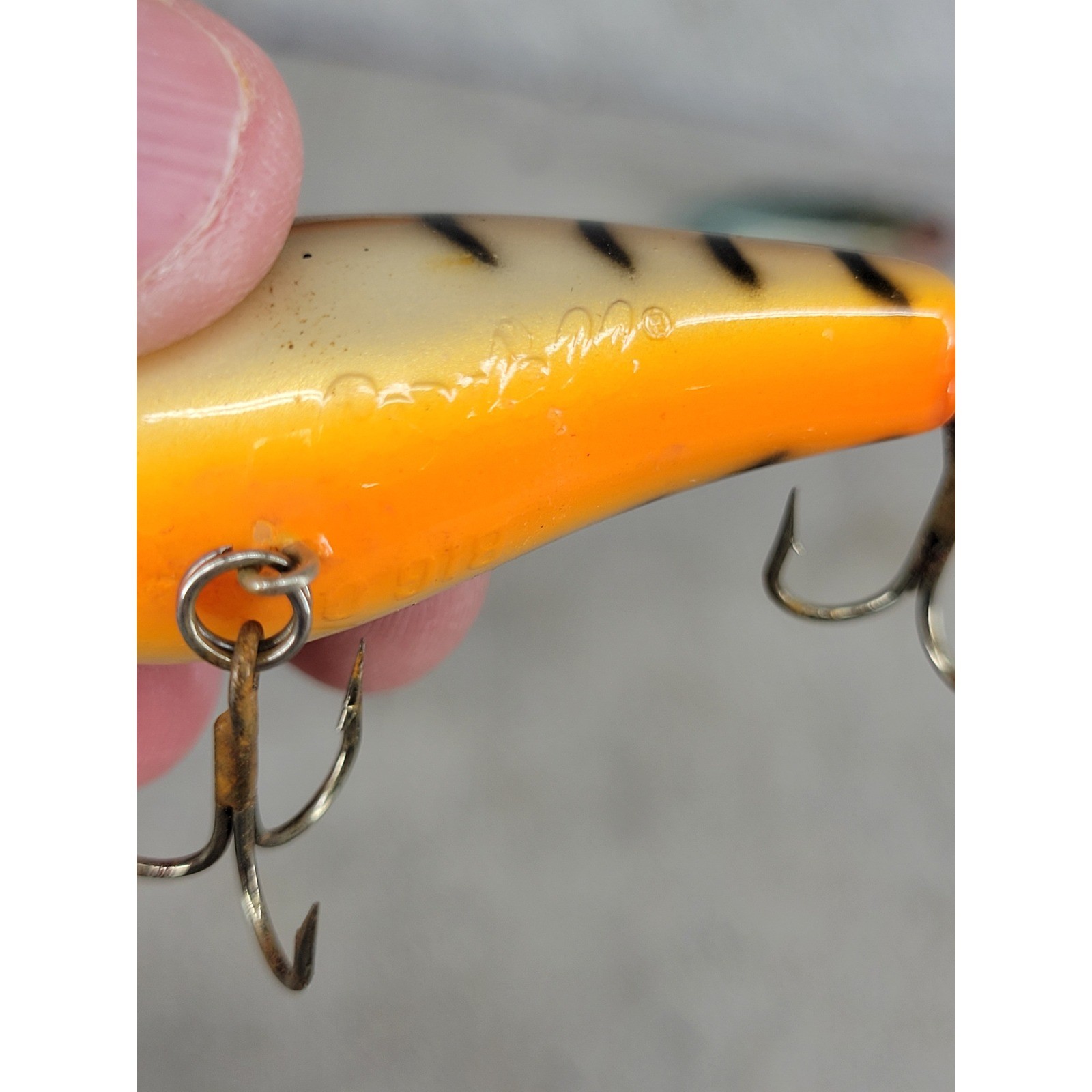 Bomber Model A Crankbait Fishing Lure Brown Orange Tiger Stripe Square Bill 2in - Image 3