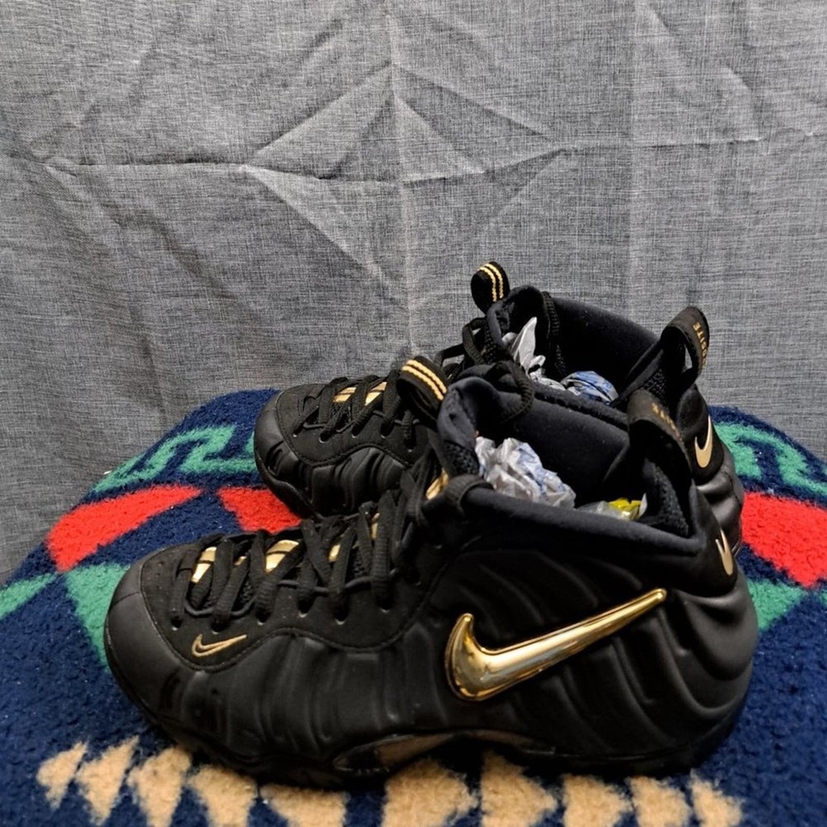 %Nike Air Foamposite Pro Men Size 7.5 Black Metallic Gold 624041-009 A13 $_57.JPG?set_id=880000500F main image 4