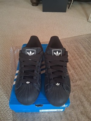 adidas Superstar Black/White Men's Low Top Sneakers Athletic Shoes