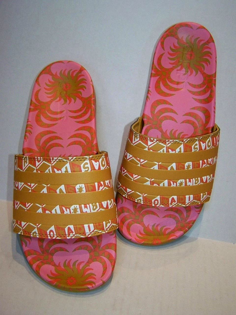 Adidas Adilette Comfort Sport Doccia Scivolo Viaggio Y2K Farm Rio Taglia 8 8 5