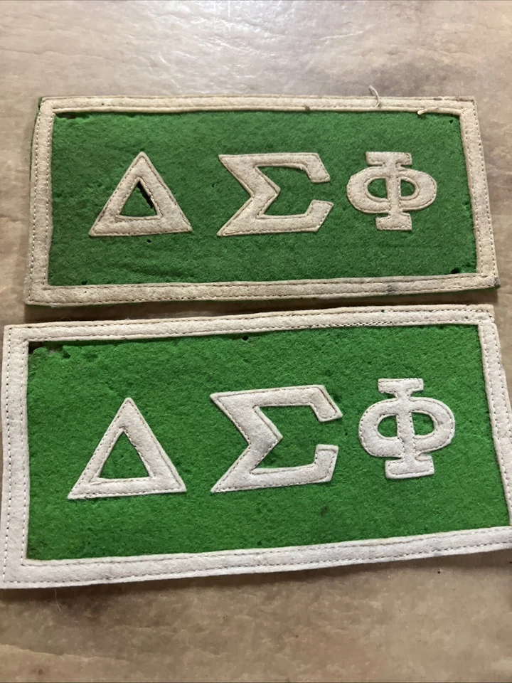 Vintage Anos 70 Delta Sigma Phi Frat Patch Desbotado EUA Esporte Universitário Grunge Anos 80 - Imagem 2 de 4