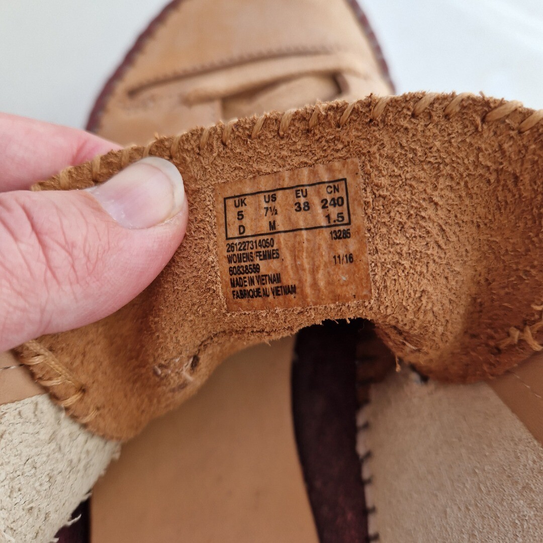 Ladies CLARKS ORIGINALS Suede Upper Tan Brown Comfort Shoes Size UK 5