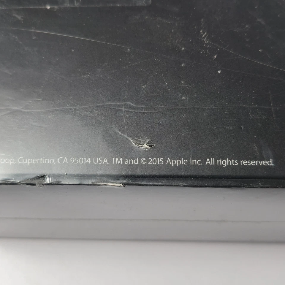 APPLE TV streaming box MGY52LL/A 32GB * BRAND NEW SEALED - Image 3 of 4