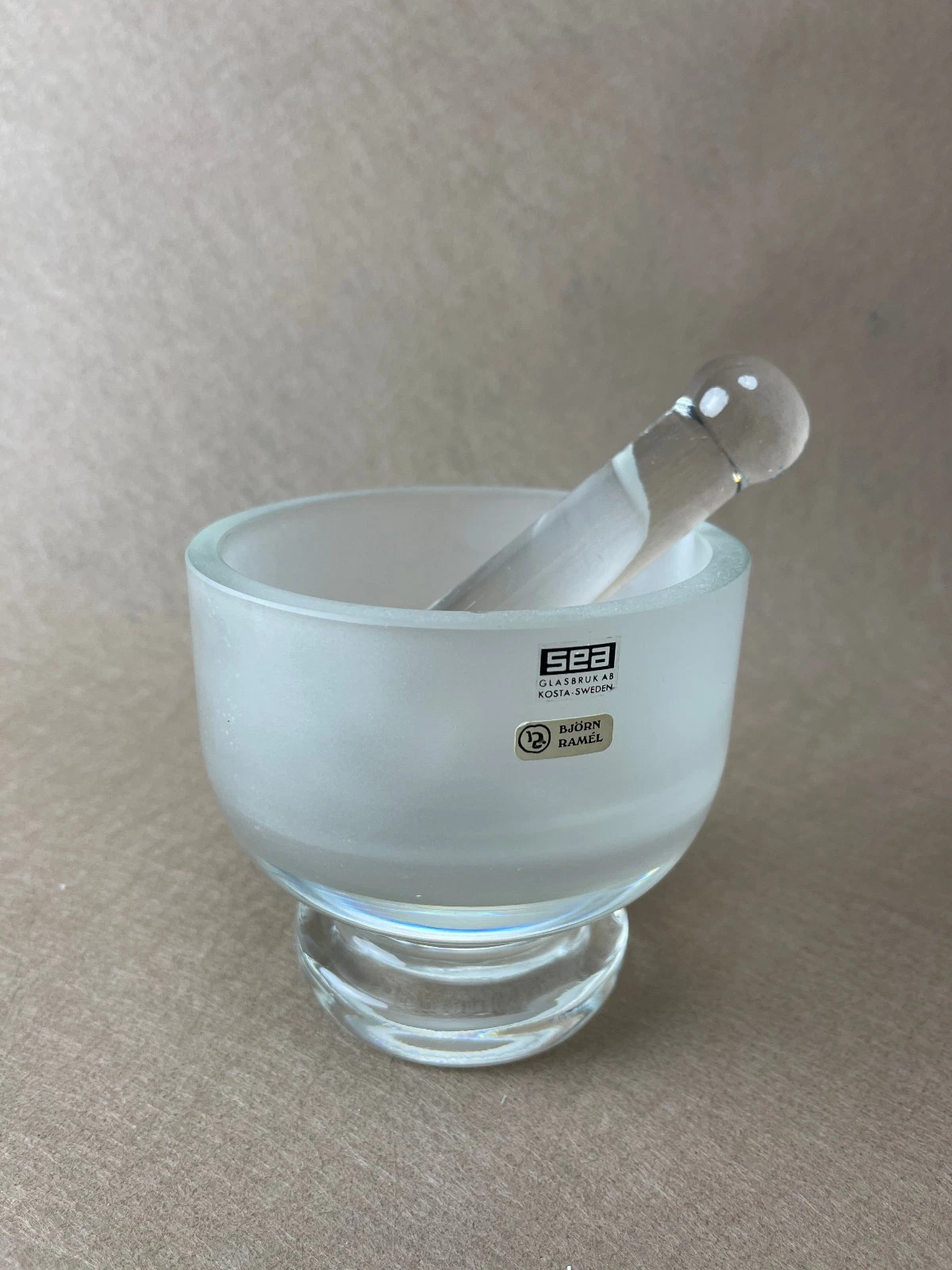 SEA Glasbruk Kosta Mortar & Pestle Björn Ramel Sweden Frosted Glass MINT