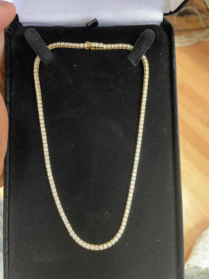 Gargantilla de diamantes cultivados en laboratorio 7 quilates E VS1 oro amarillo de 14 quilates Foto 2 de 4