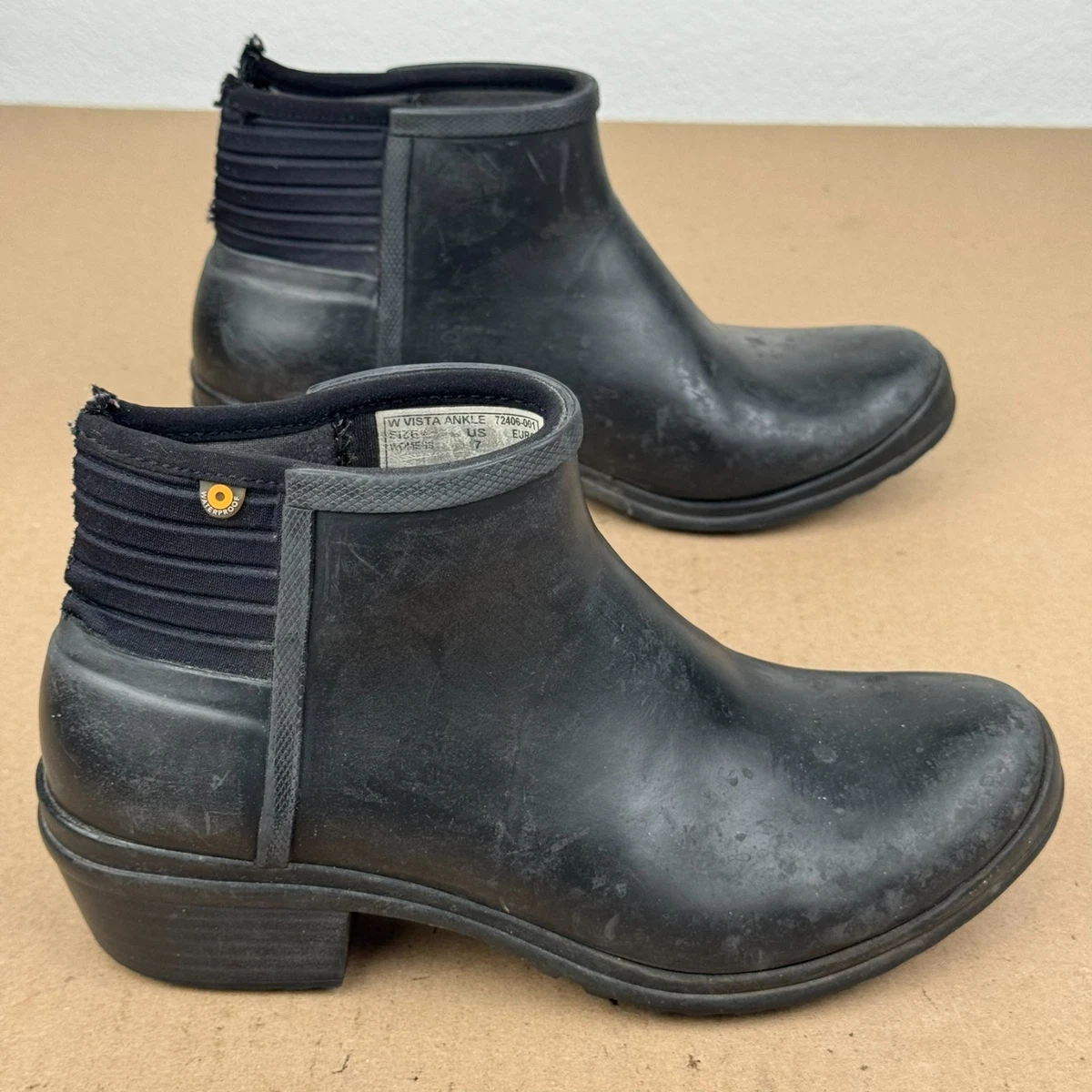 Bogs Women Casual Chukka Black Leather Lace-up Waterproof Ankle Boots size 11.5 Bogs Casual Boots for Women for sale | eBay main image 2