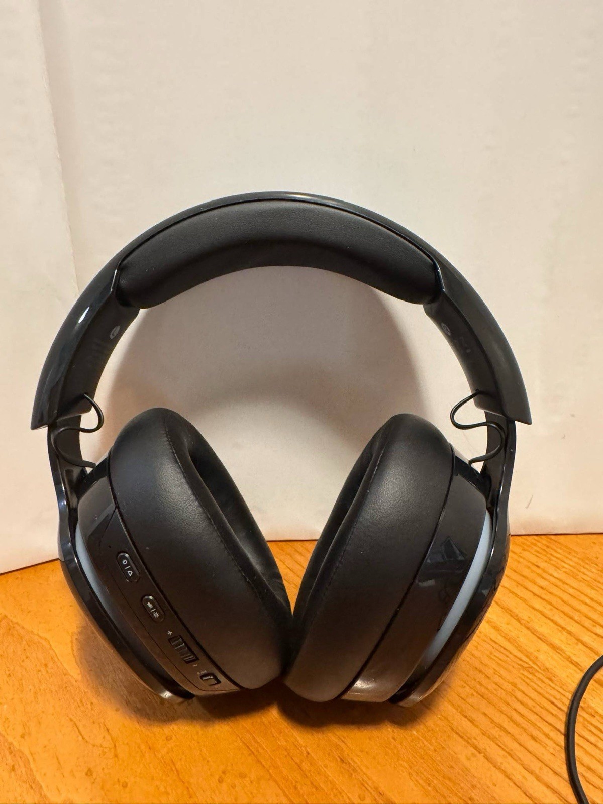 Wireless Gaming Headset Captain 300 with Immersive Sound and Comfort-image