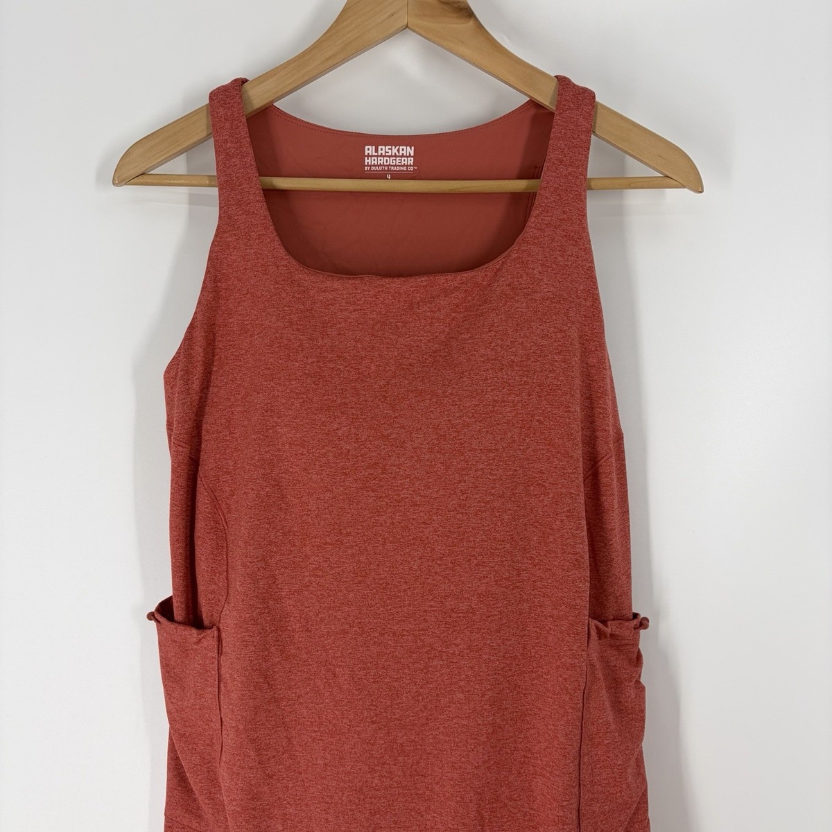 Alaskan Hardgear Duluth Trading Dress Size 4 Red Outer Limit Athletic Cargo View 2