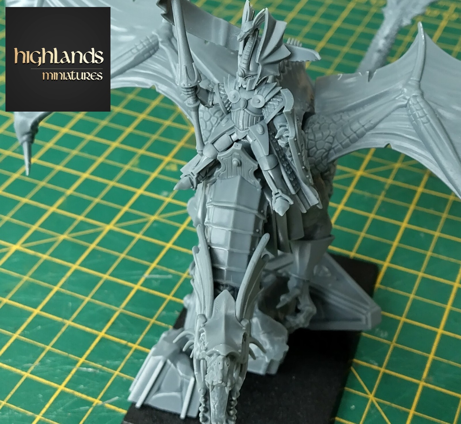 Highlands Miniatures Aegean Elf Dragon Rider, Prince and Mage (base included)