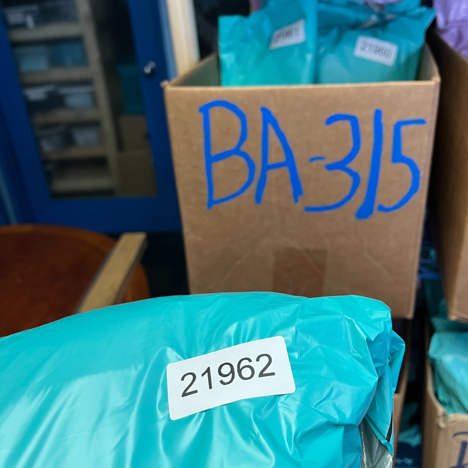 The North Face Women's Puffer Jacket Size M Black 600 Fill Down Insulated Winter thumbnail 16