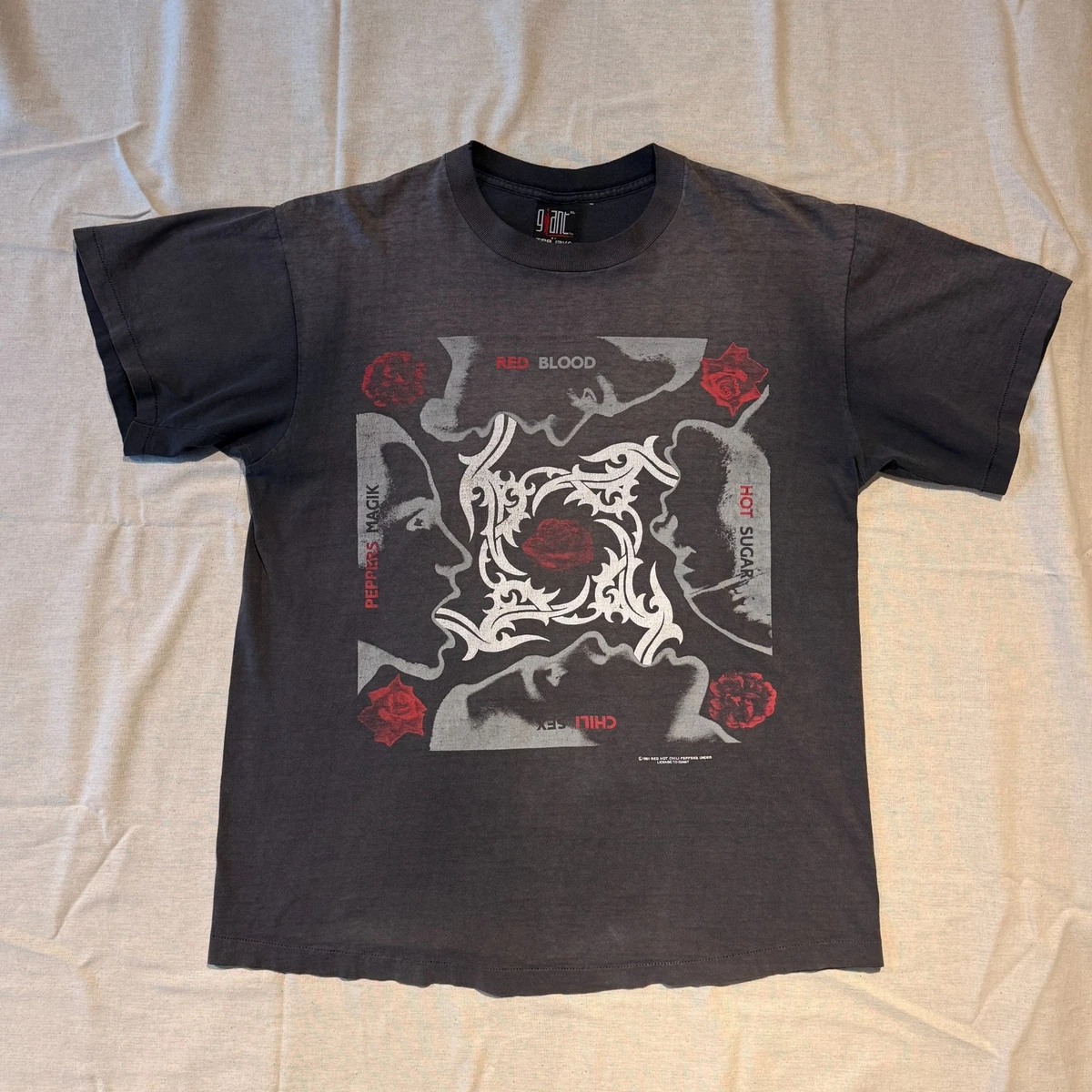 Preços baixos em Red Hot Chili Peppers Camisetas para Homens | eBay