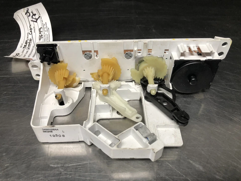 2000-2005 Dodge Neon 01-05 PT Cruiser Heat A/C Temperature Climate Control HVAC - Image 3 of 4