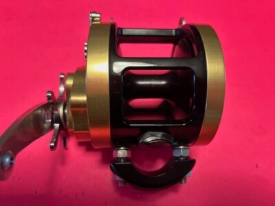 CUSTOM PENN SPECIAL SENATOR 113H 4/0 