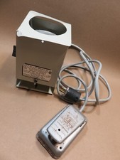 S & S X-Ray Film Illuminator w/ Foot Control Model 188 118V 60HZ Used