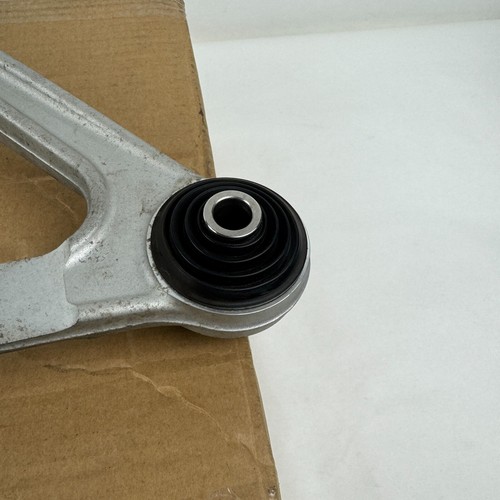 2004 - 2006 Porsche Carrera GT Suspension Wishbone Control Arm V04-015-005-AA - Picture 5 of 9