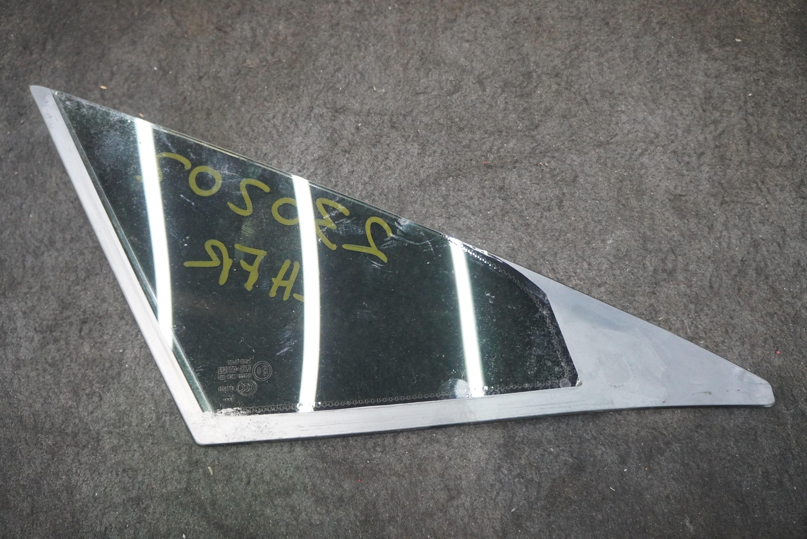 Left Driver Door Corner Vent Window Glass 6G33-C21411-CA Aston Martin Vantage 17