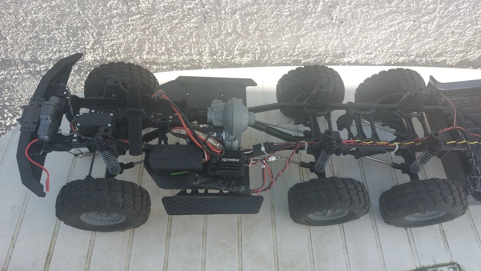 Axial Scx10 ii Umg10 6x6 Crawler Unimog - Photo 4/4