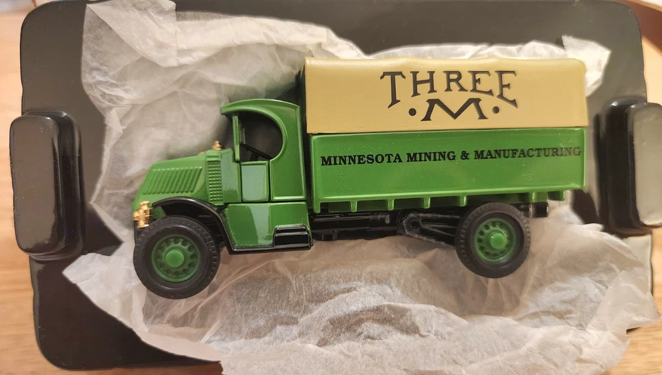 Camión pesado Matchbox Pioneers of Progress 1920 Mack AC Three M 3 3M nuevo en caja B6 Foto 3 de 4