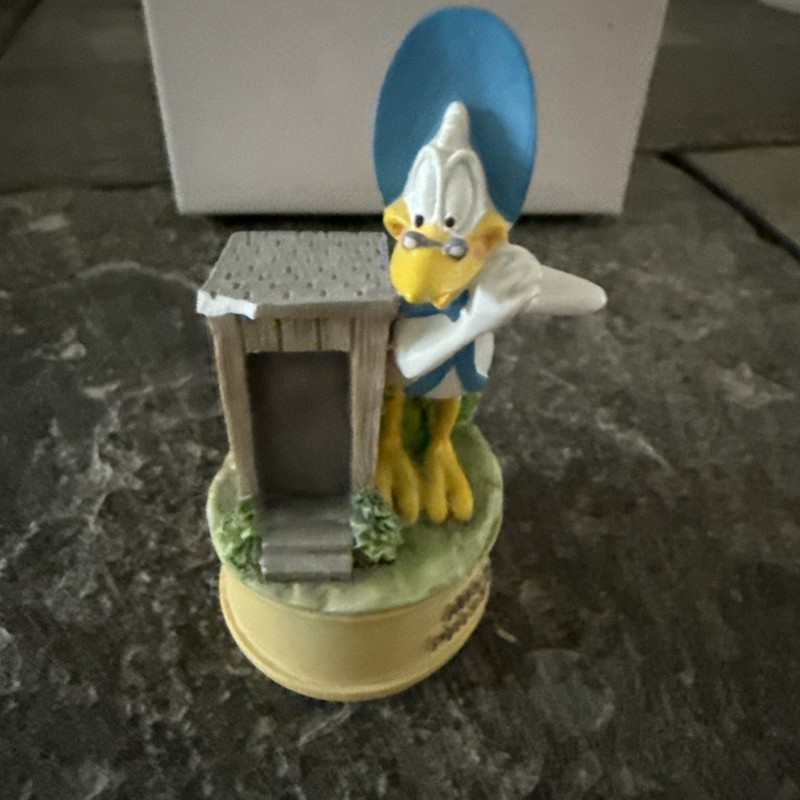 LENOX MISS PRISSY THIMBLE Looney Tunes