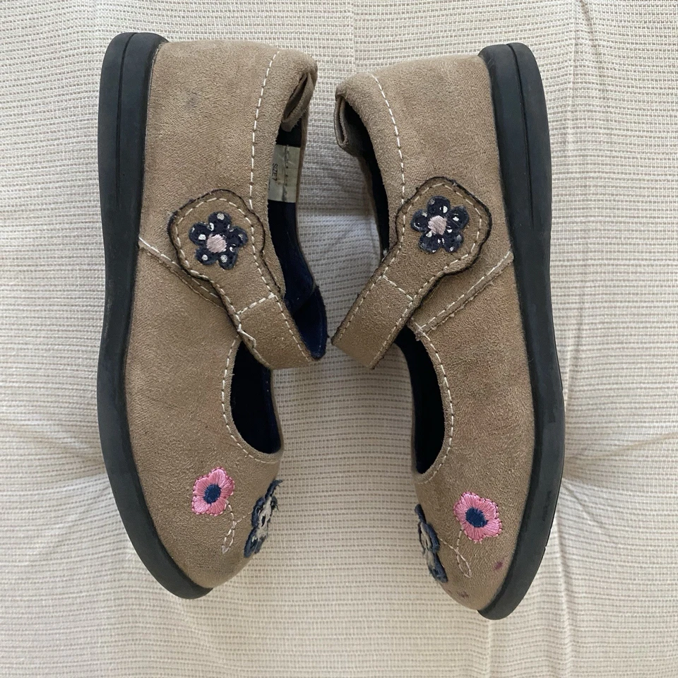 Sapatos Koala Kids marrom floral tamanho 7C - Imagem 3 de 4
