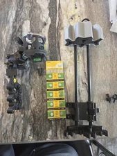 Trophy Ridge Peak Sight and Alpine Archery 4-Arrow Quiver - LEFT HANDED